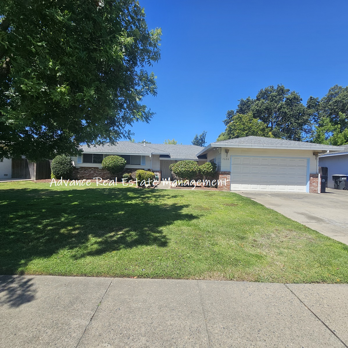 7320 South Land Park Drive